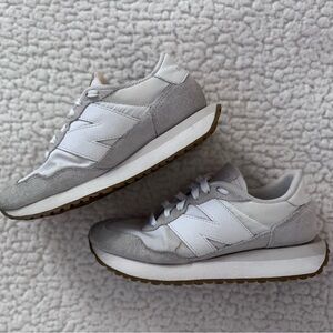 New Balance 237 Sneakers
